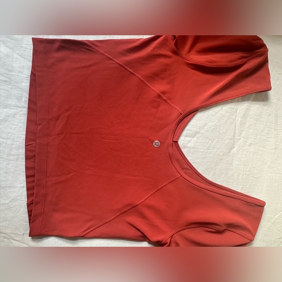 Lululemon long sleeve align top size 8 - Picture 2 of 3